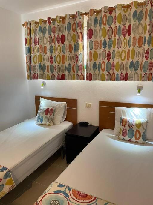 Puskas Apartman 코스타 데 안티과 외부 사진